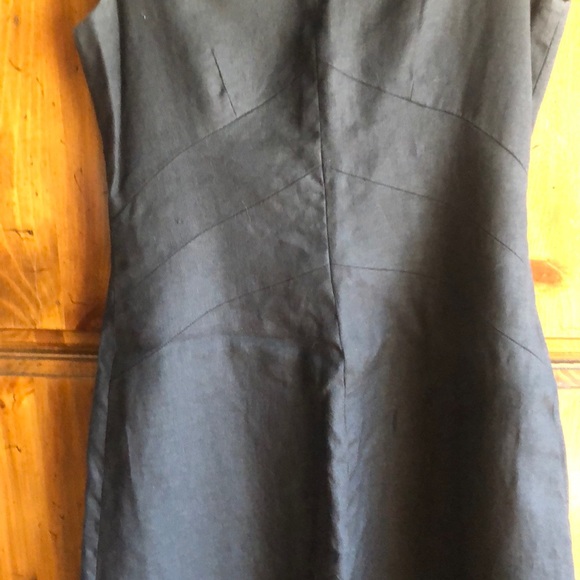 Ladies dress - Picture 4 of 4